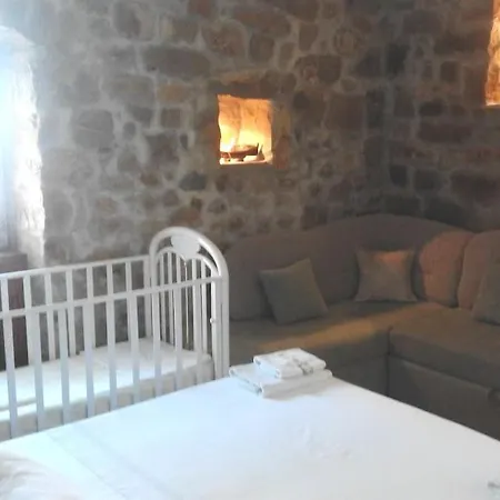 Authentic Dalmatian House Sara 아파트