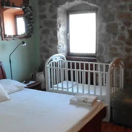 아파트 Authentic Dalmatian House Sara