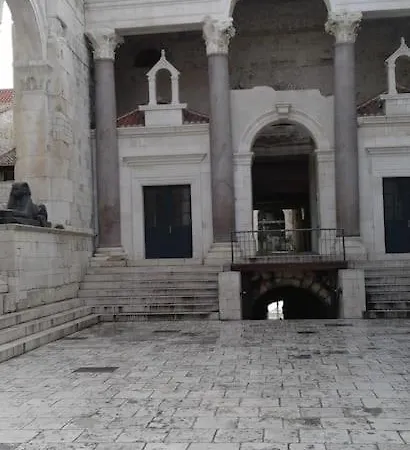 Authentic Dalmatian House Sara 斯普利特